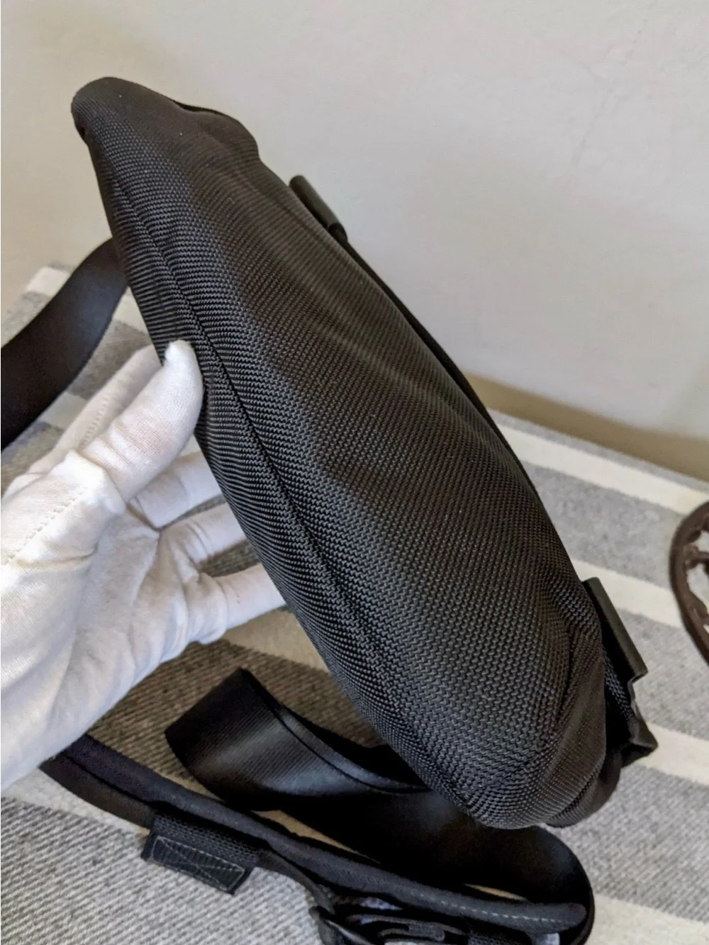 Tumi Alpha Bravo Black Crossbody Messenger Bag with Adjustable Strap